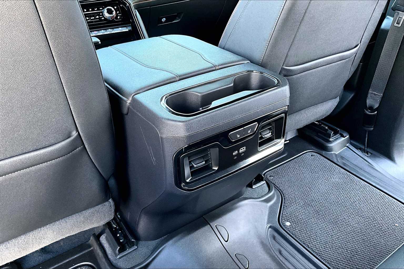 2023 GMC Sierra 1500 AT4 - Photo 28