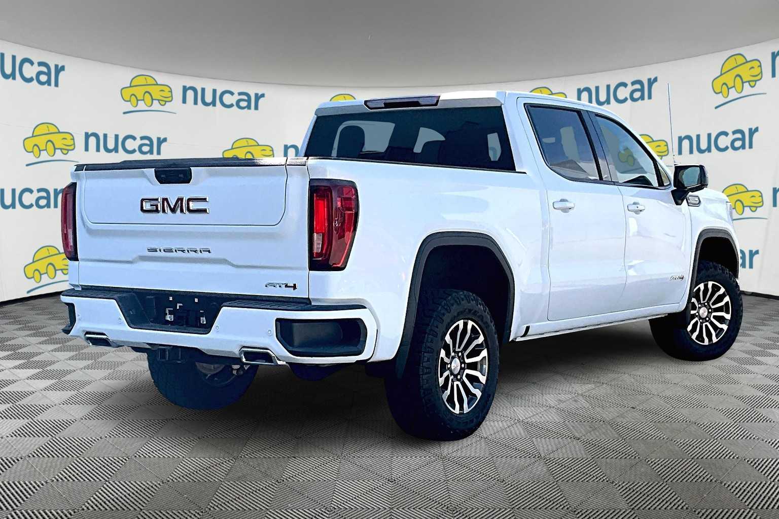 2023 GMC Sierra 1500 AT4 - Photo 6