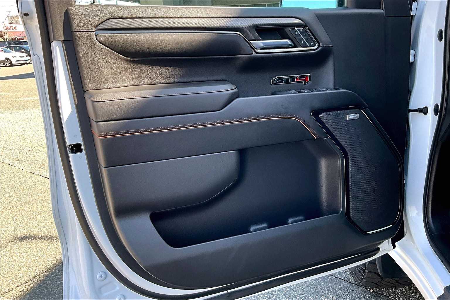 2023 GMC Sierra 1500 AT4 - Photo 9
