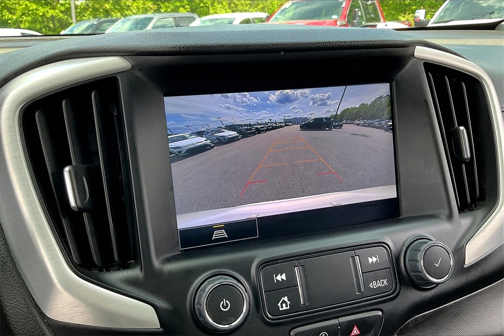 2023 GMC Terrain SLT - Photo 18