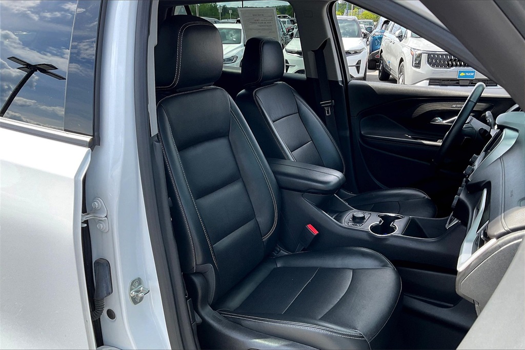 2023 GMC Terrain SLT - Photo 10