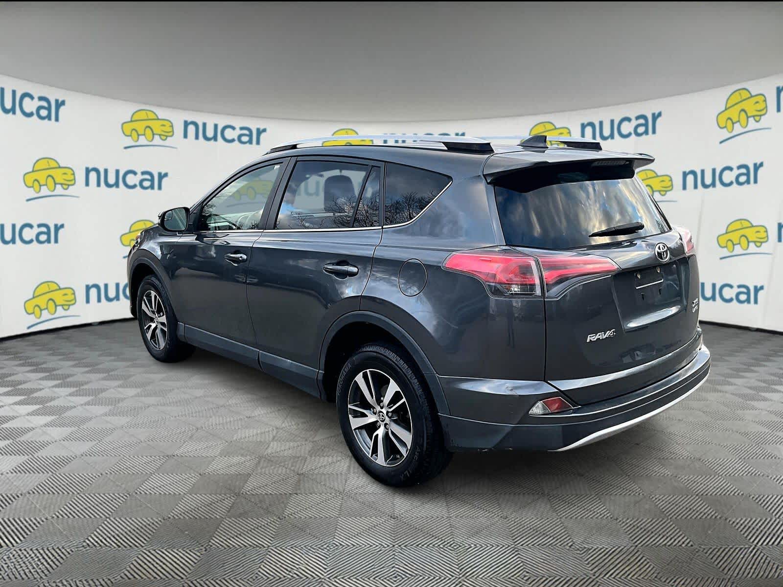 2016 Toyota RAV4 XLE - Photo 3