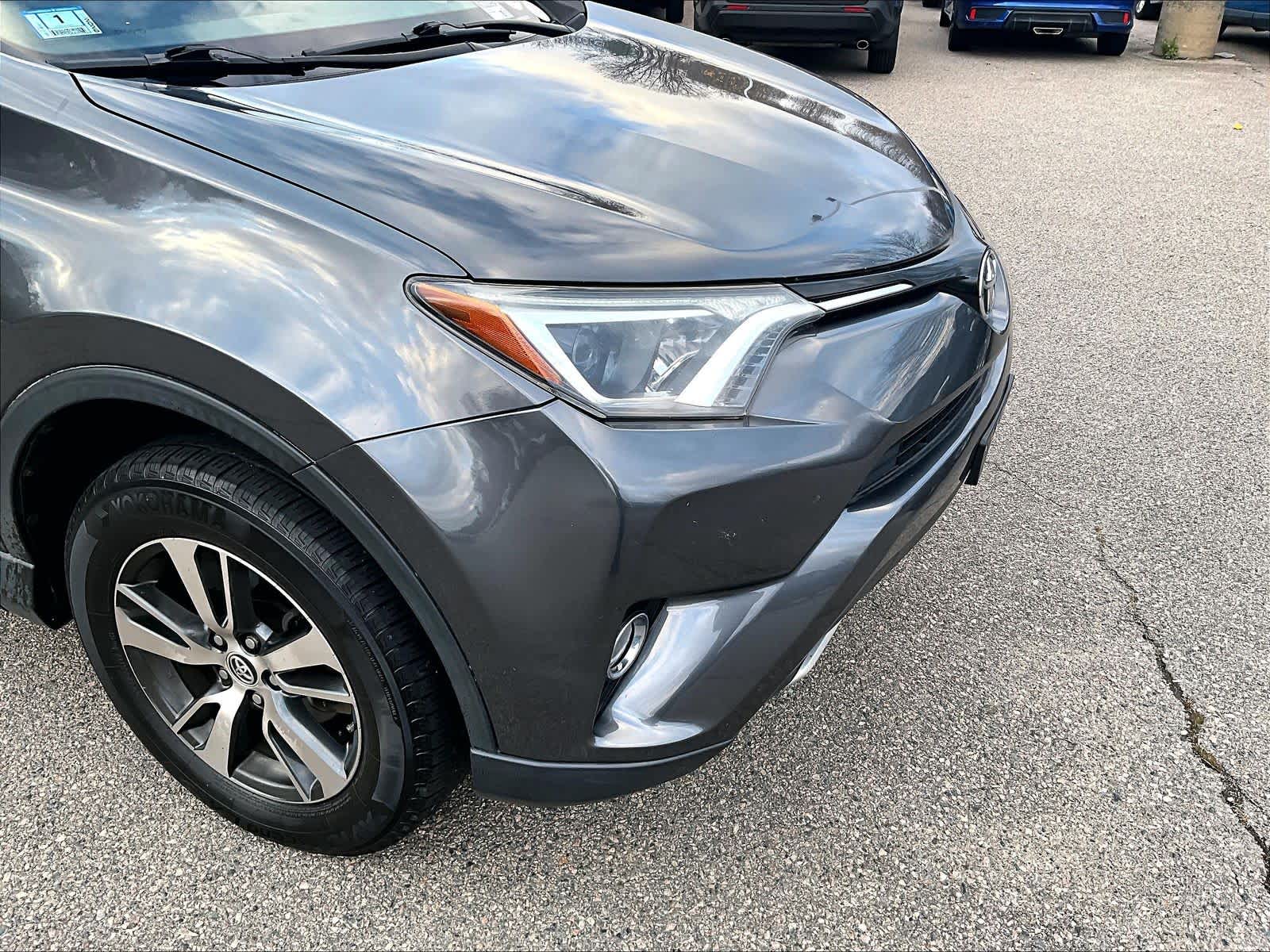 2016 Toyota RAV4 XLE - Photo 5