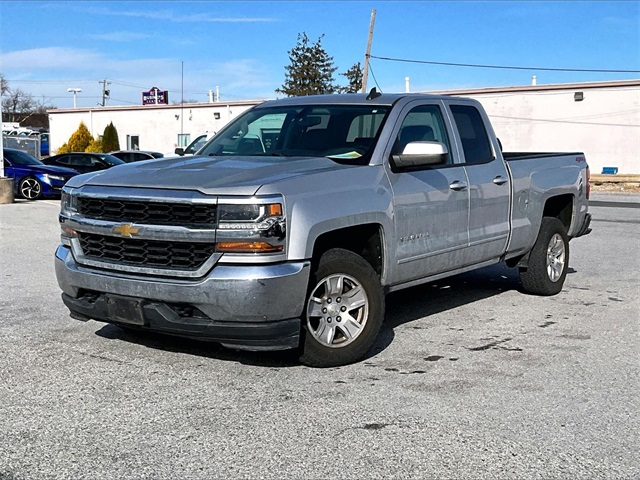 2019 Chevrolet Silverado 1500 LD LT - Photo 2