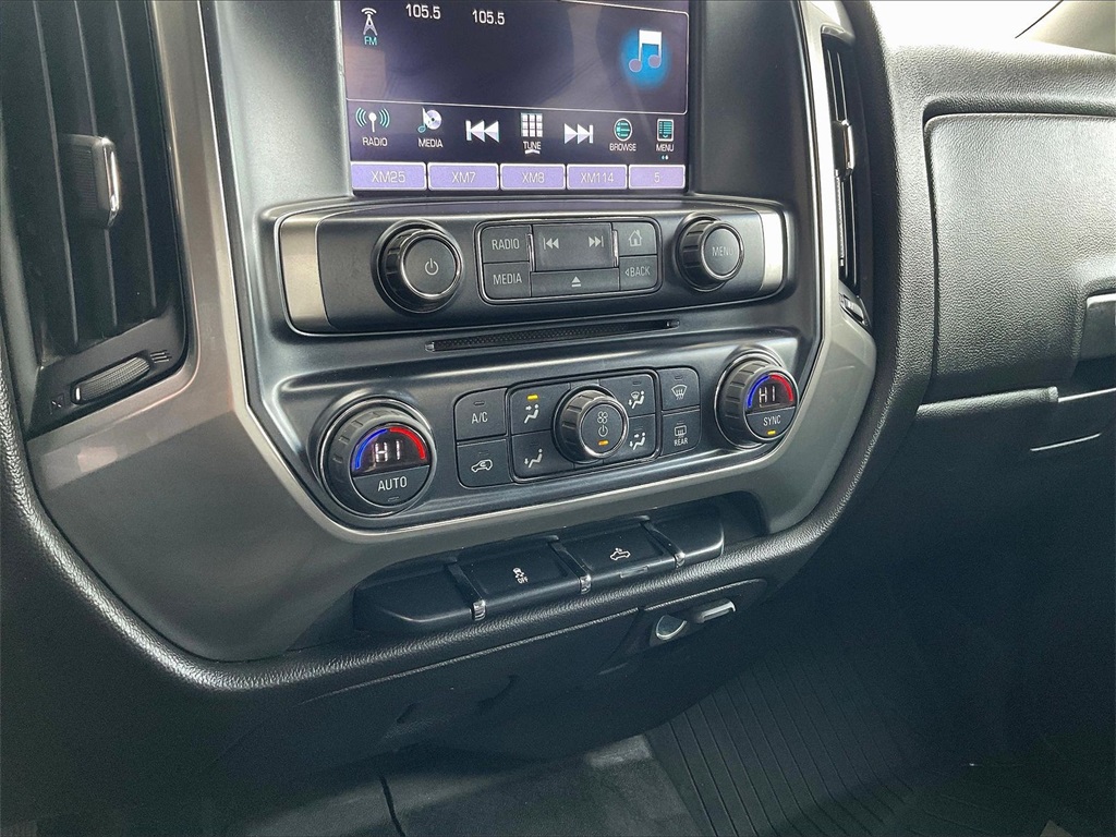 2018 Chevrolet Silverado 1500 LT - Photo 12