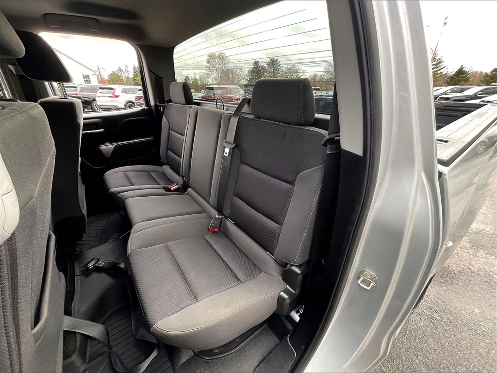 2018 Chevrolet Silverado 1500 LT - Photo 25