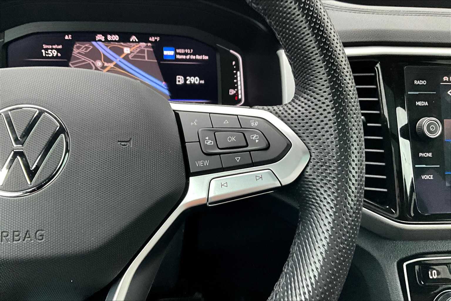 2022 Volkswagen Atlas Cross Sport 2.0T SEL R-Line - Photo 24