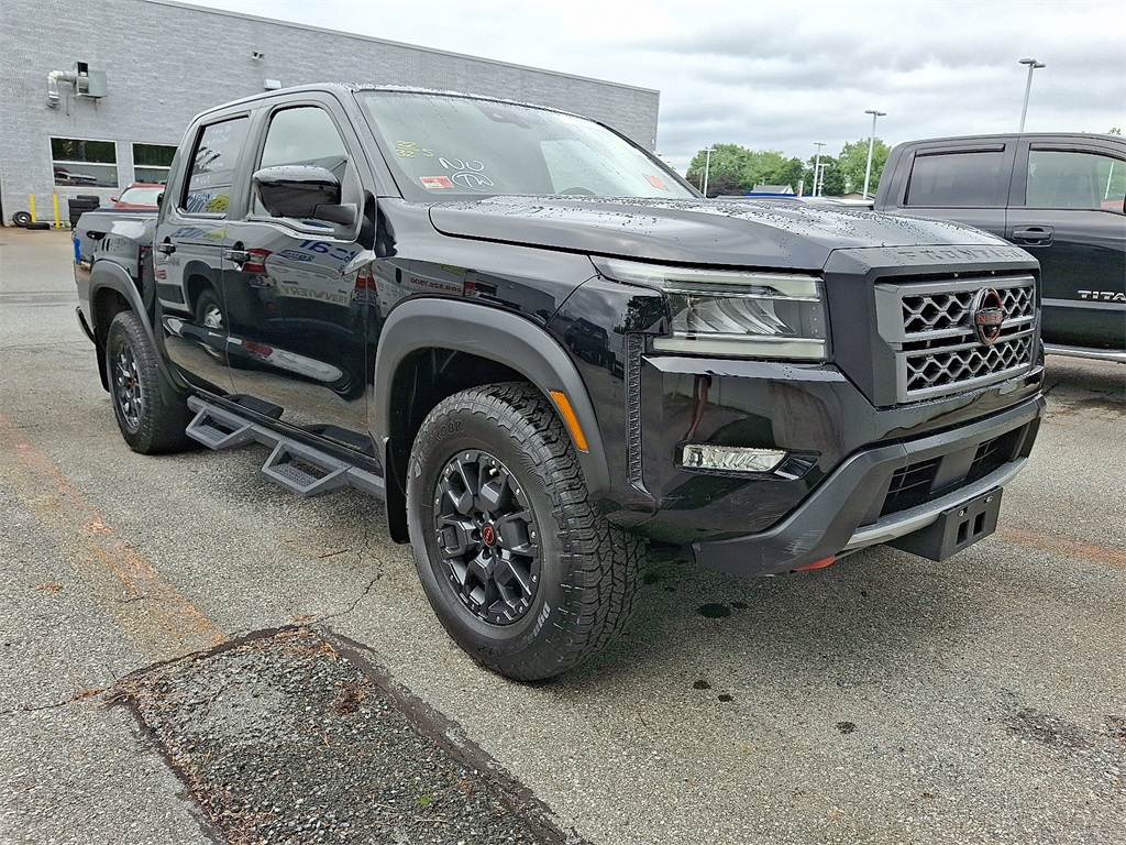 2022 Nissan Frontier PRO-4X