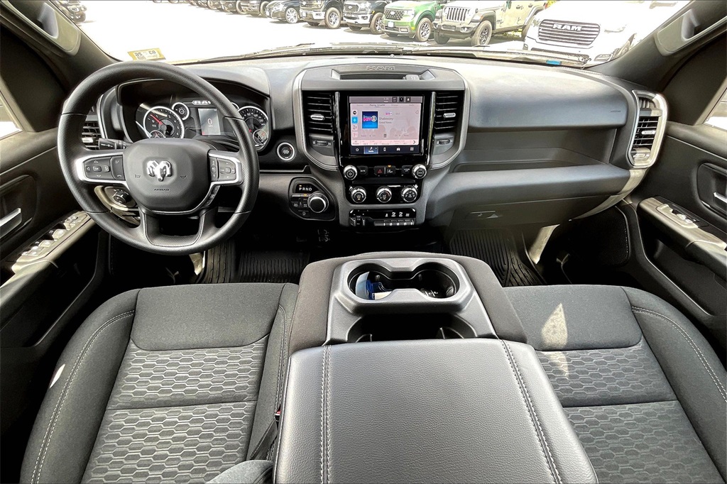 2025 Ram 1500 Tradesman - Photo 12
