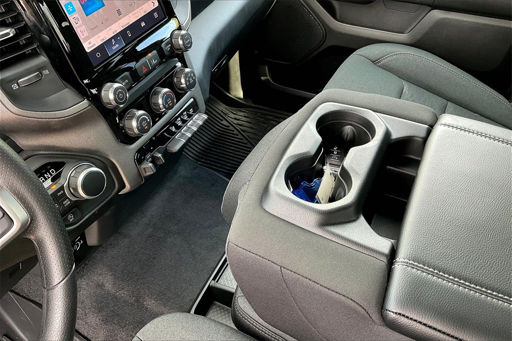 2025 Ram 1500 Tradesman - Photo 14