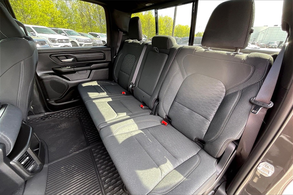 2025 Ram 1500 Tradesman - Photo 15
