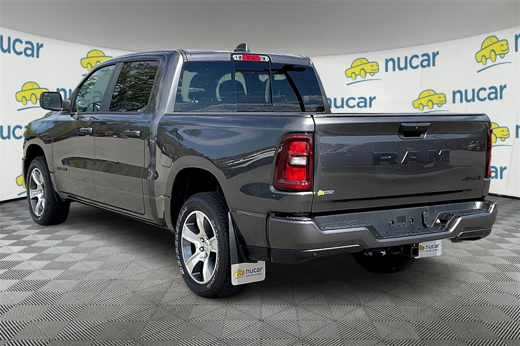 2025 Ram 1500 Tradesman - Photo 5