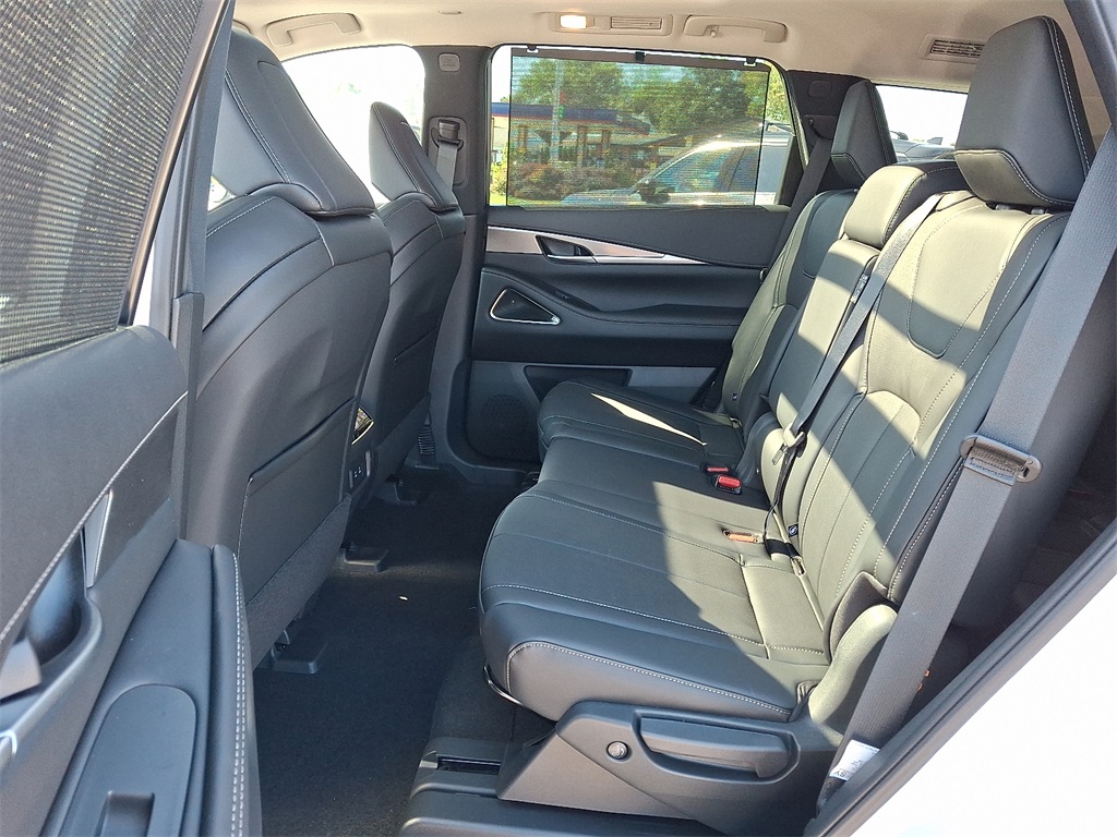 2026 INFINITI QX60 LUXE - Photo 6