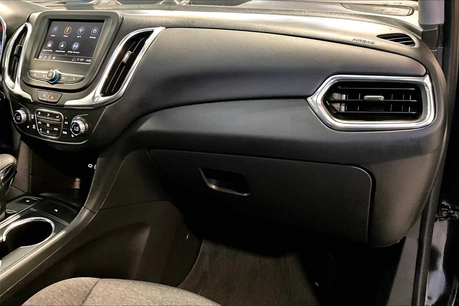 2022 Chevrolet Equinox LT - Photo 13