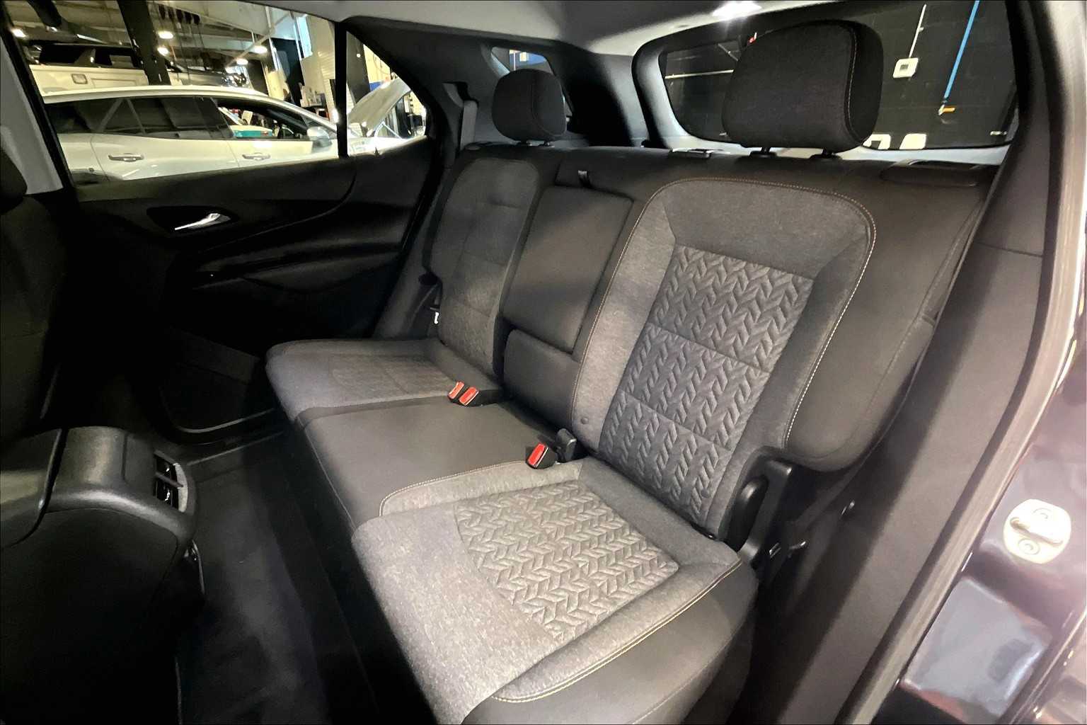 2022 Chevrolet Equinox LT - Photo 15