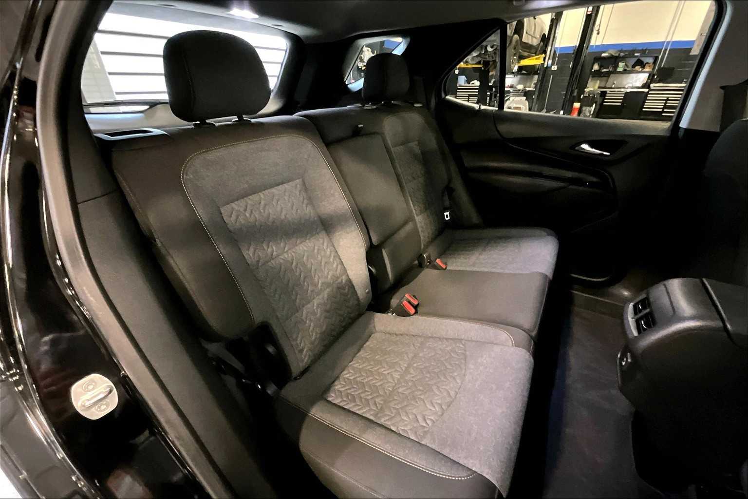 2022 Chevrolet Equinox LT - Photo 16
