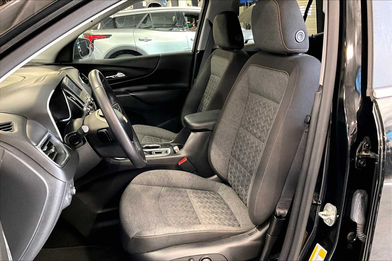 2022 Chevrolet Equinox LT - Photo 10