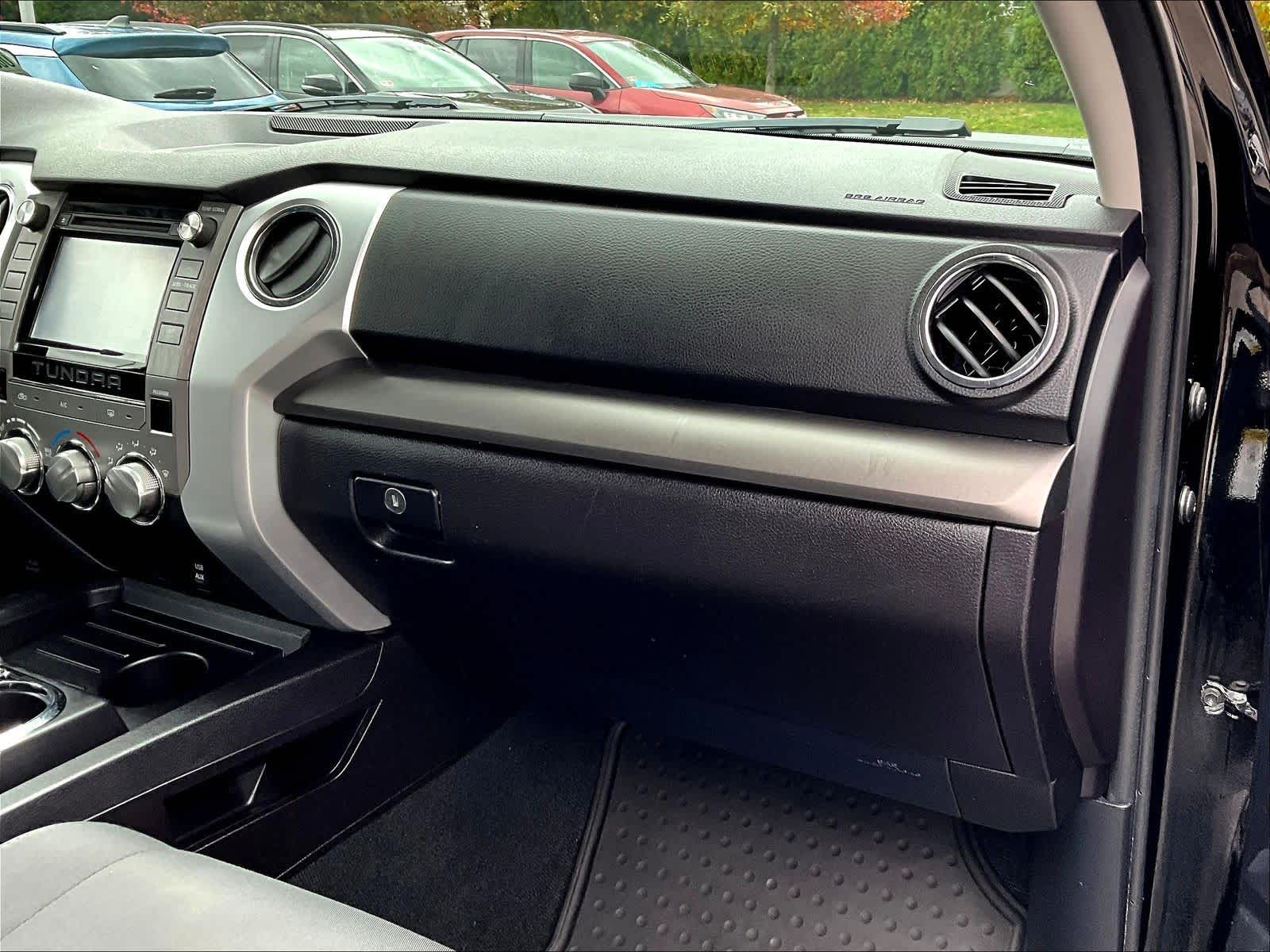 2016 Toyota Tundra SR5 - Photo 13