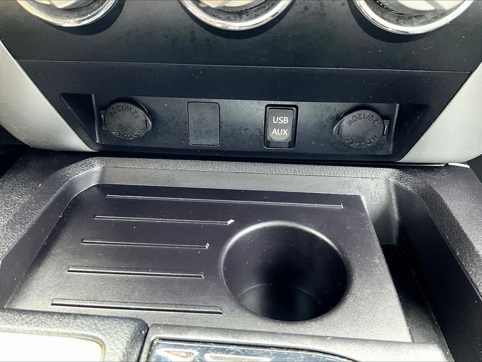 2016 Toyota Tundra SR5 - Photo 27