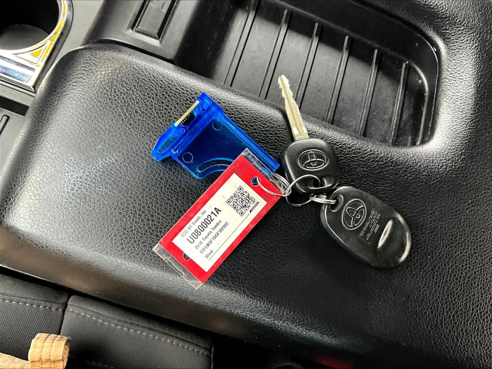 2016 Toyota Tundra SR5 - Photo 31