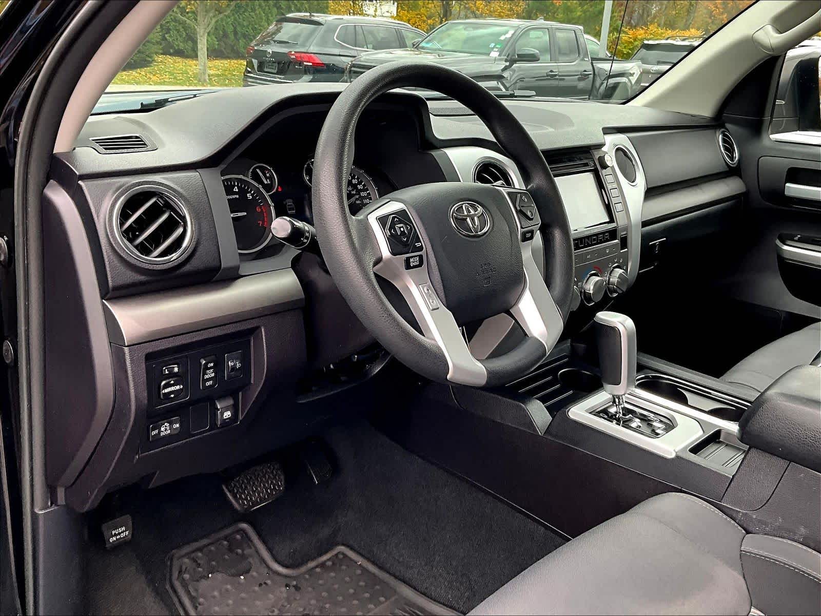 2016 Toyota Tundra SR5 - Photo 8