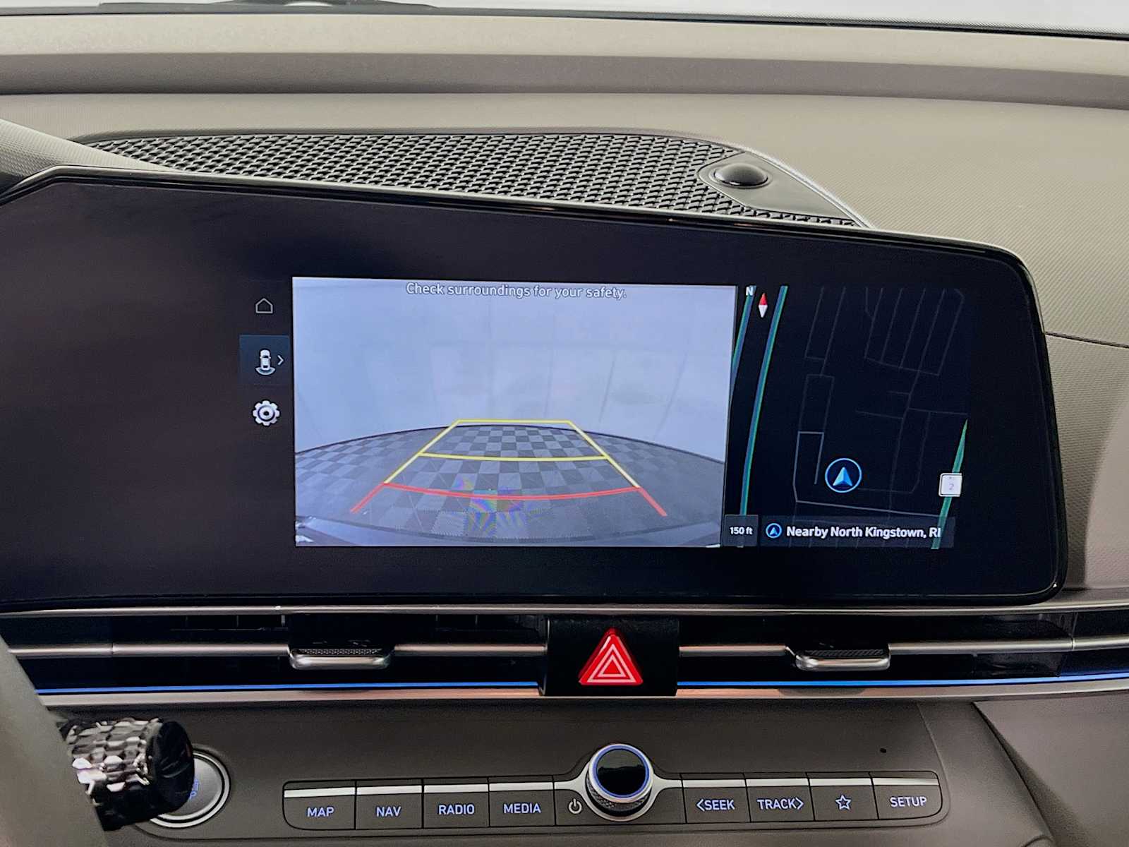 2024 Hyundai Elantra SEL - Photo 14