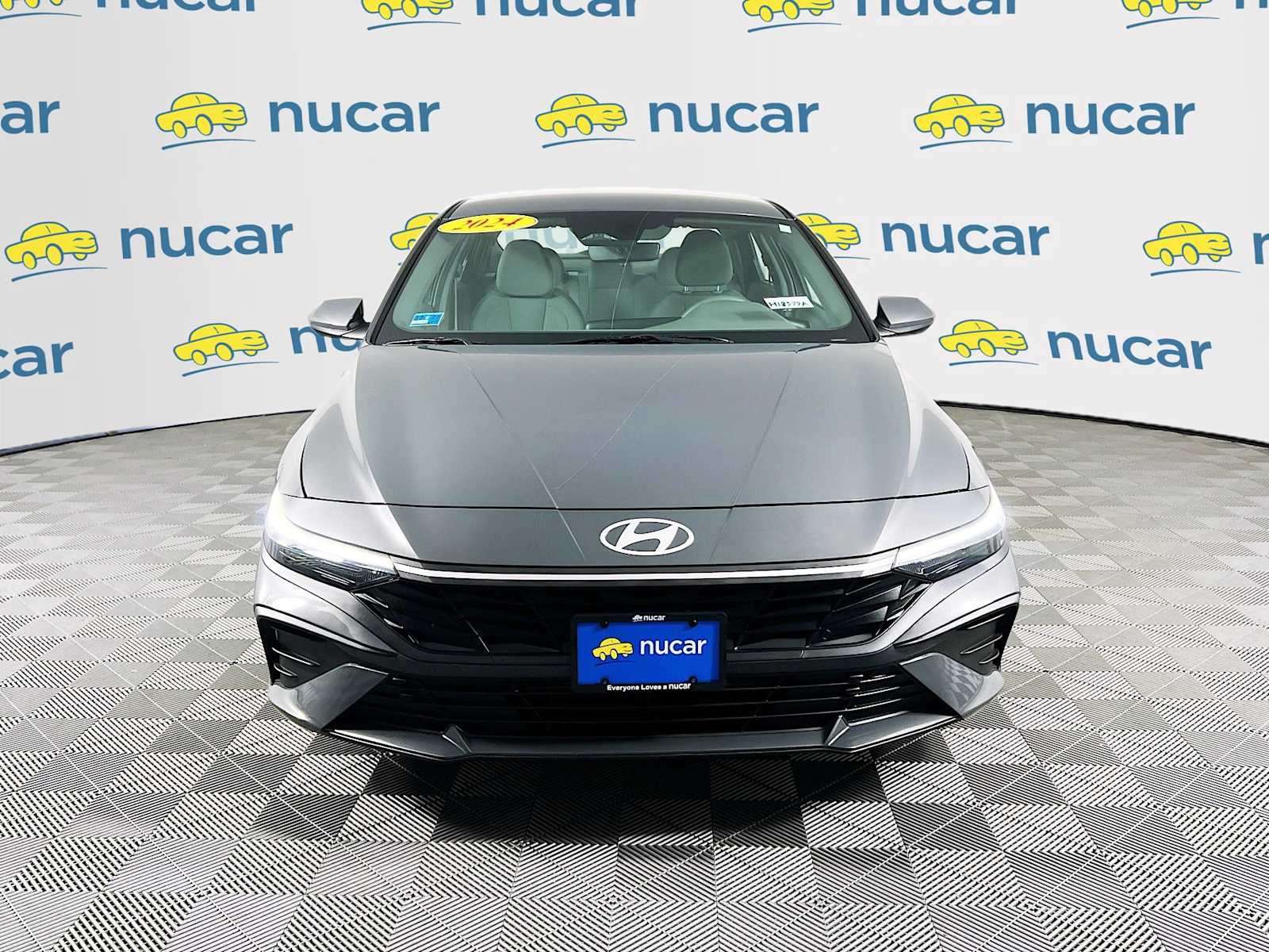 2024 Hyundai Elantra SEL - Photo 2