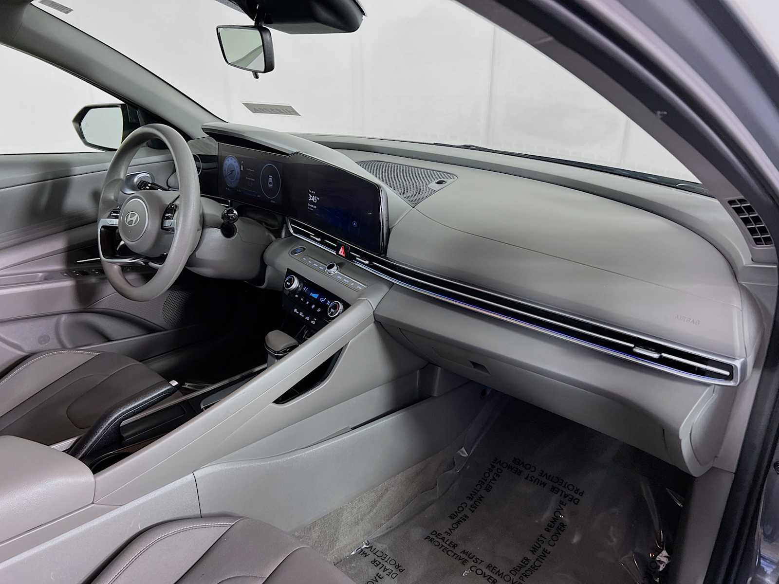 2024 Hyundai Elantra SEL - Photo 28