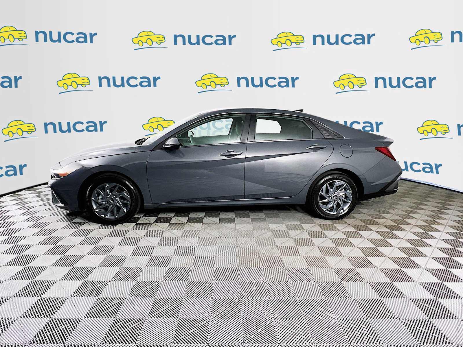 2024 Hyundai Elantra SEL - Photo 4