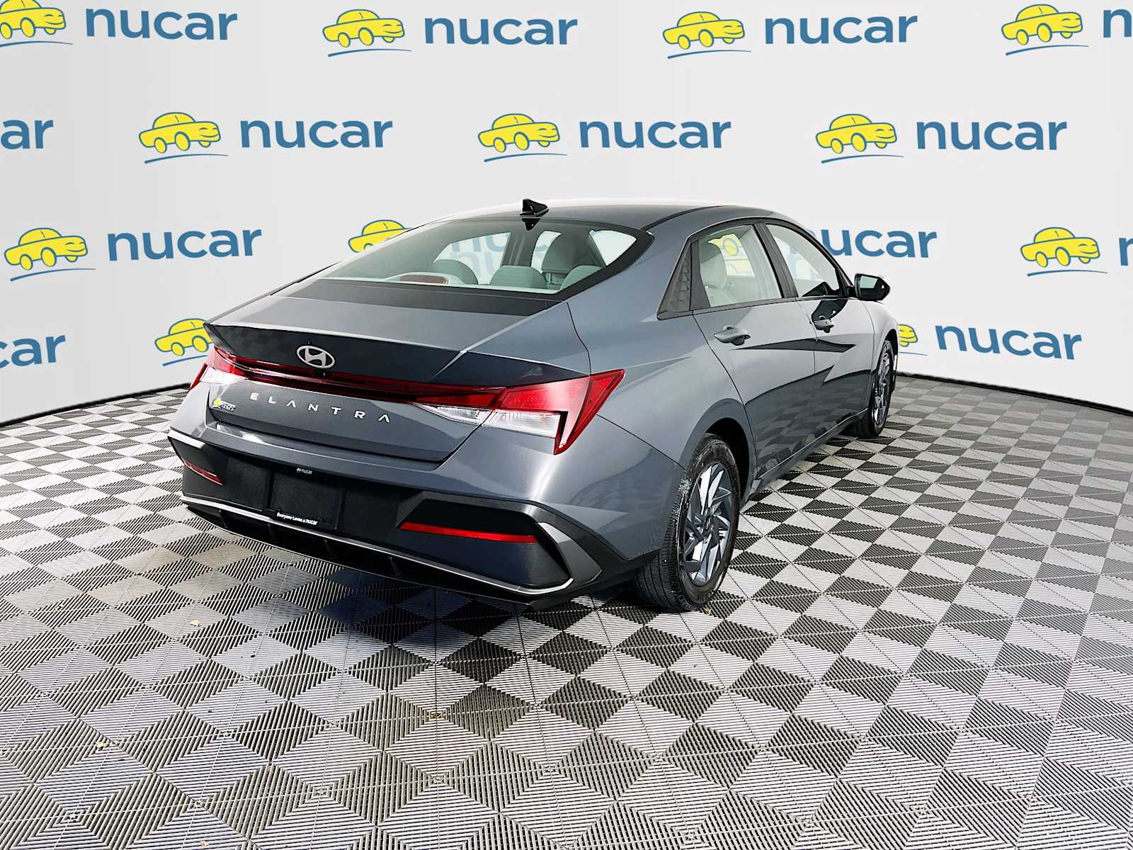 2024 Hyundai Elantra SEL - Photo 7