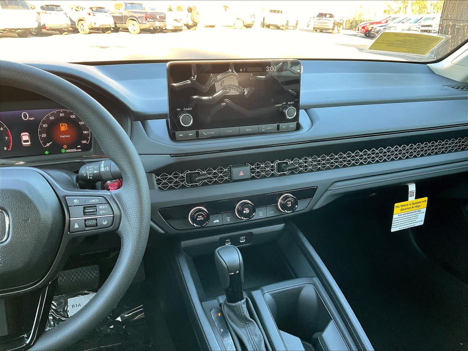 2025 Honda Accord LX - Photo 13