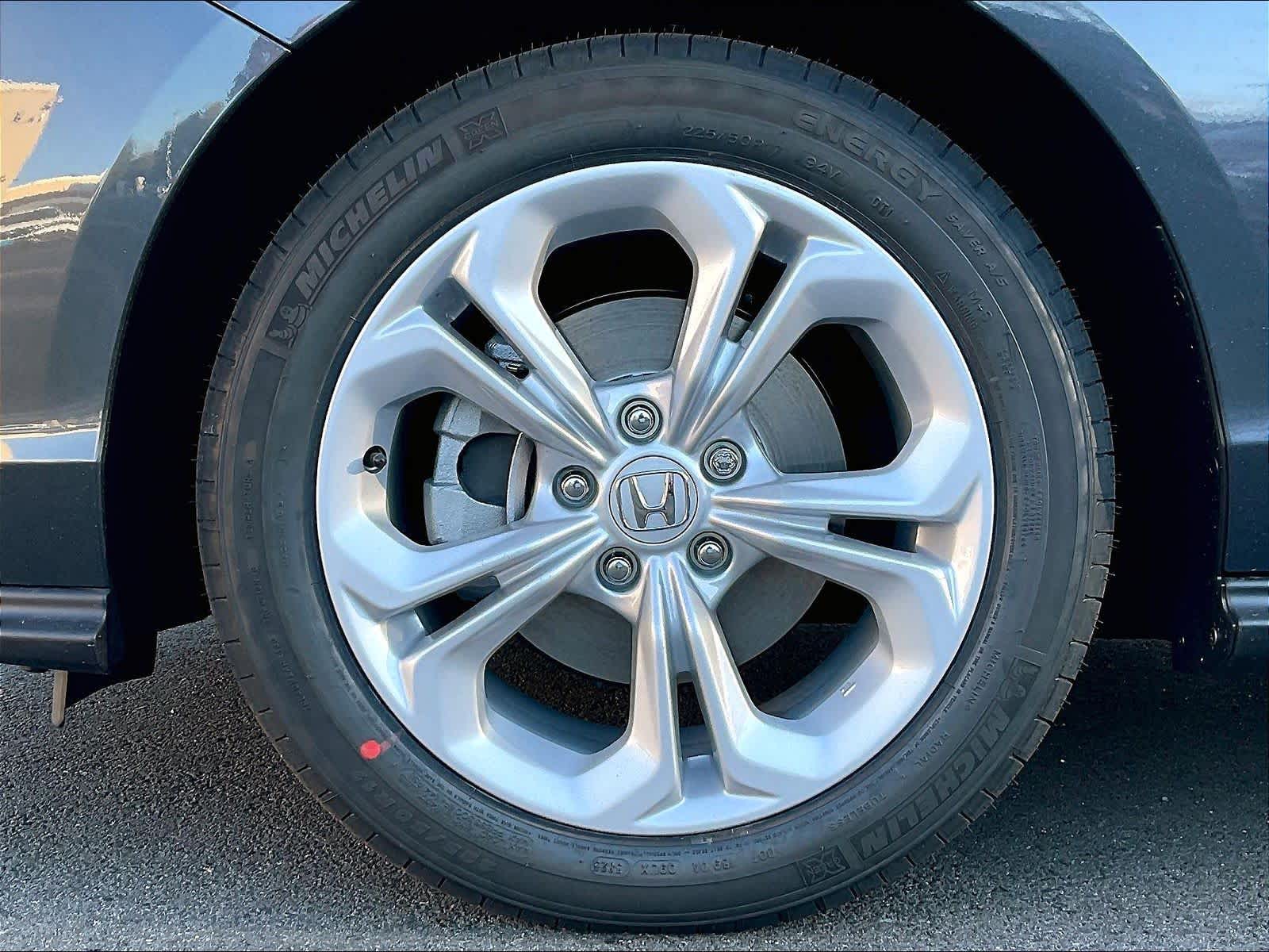 2025 Honda Accord LX - Photo 8