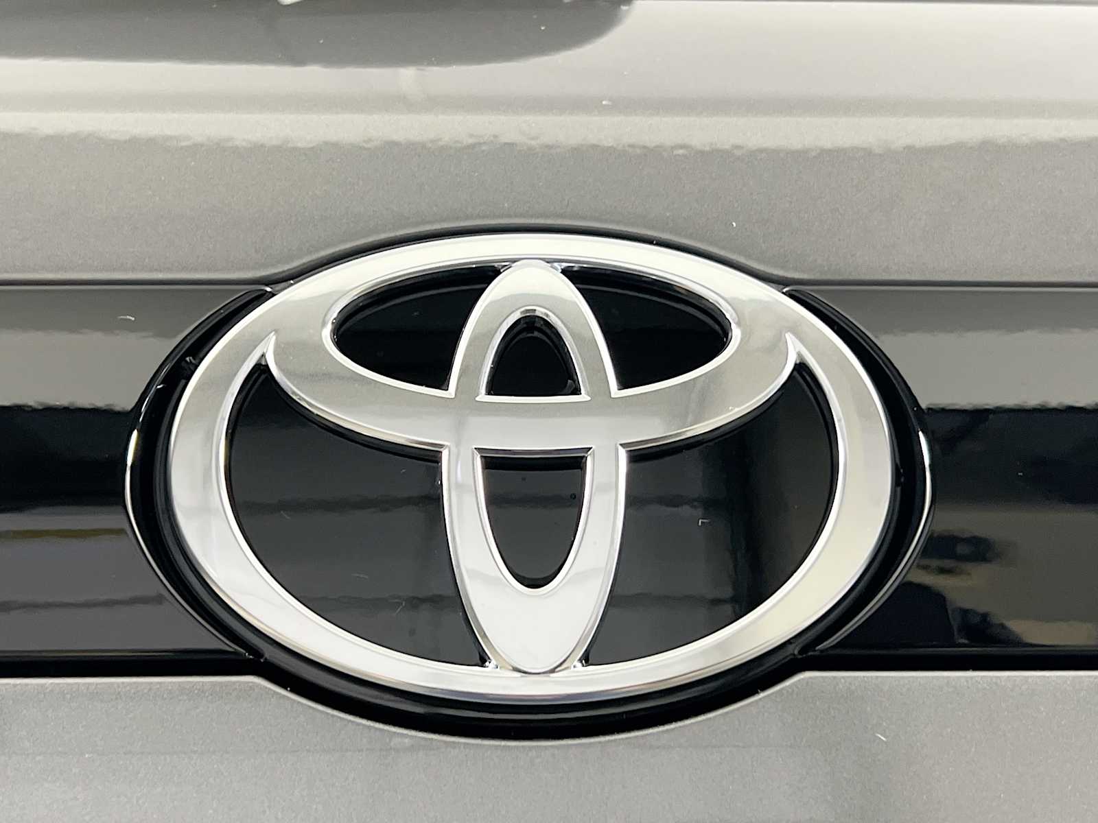 2025 Toyota Grand Highlander Limited - Photo 18