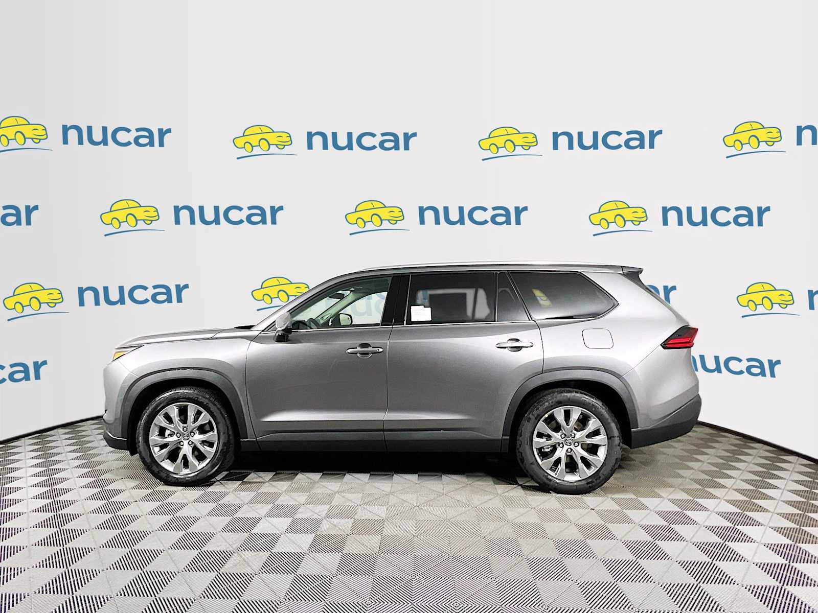 2025 Toyota Grand Highlander Limited - Photo 3
