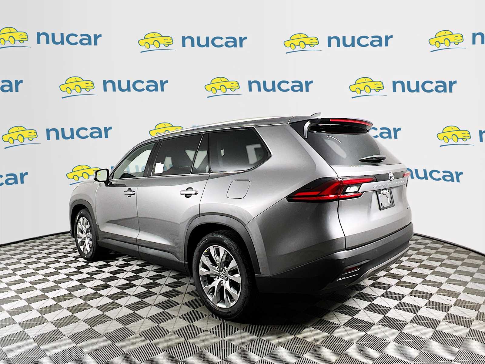 2025 Toyota Grand Highlander Limited - Photo 4