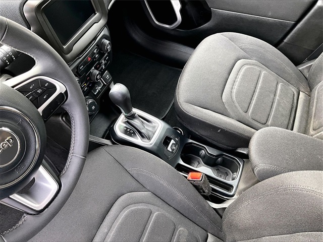 2021 Jeep Renegade Latitude - Photo 15
