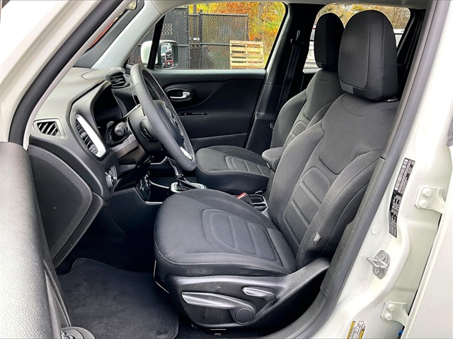 2021 Jeep Renegade Latitude - Photo 20