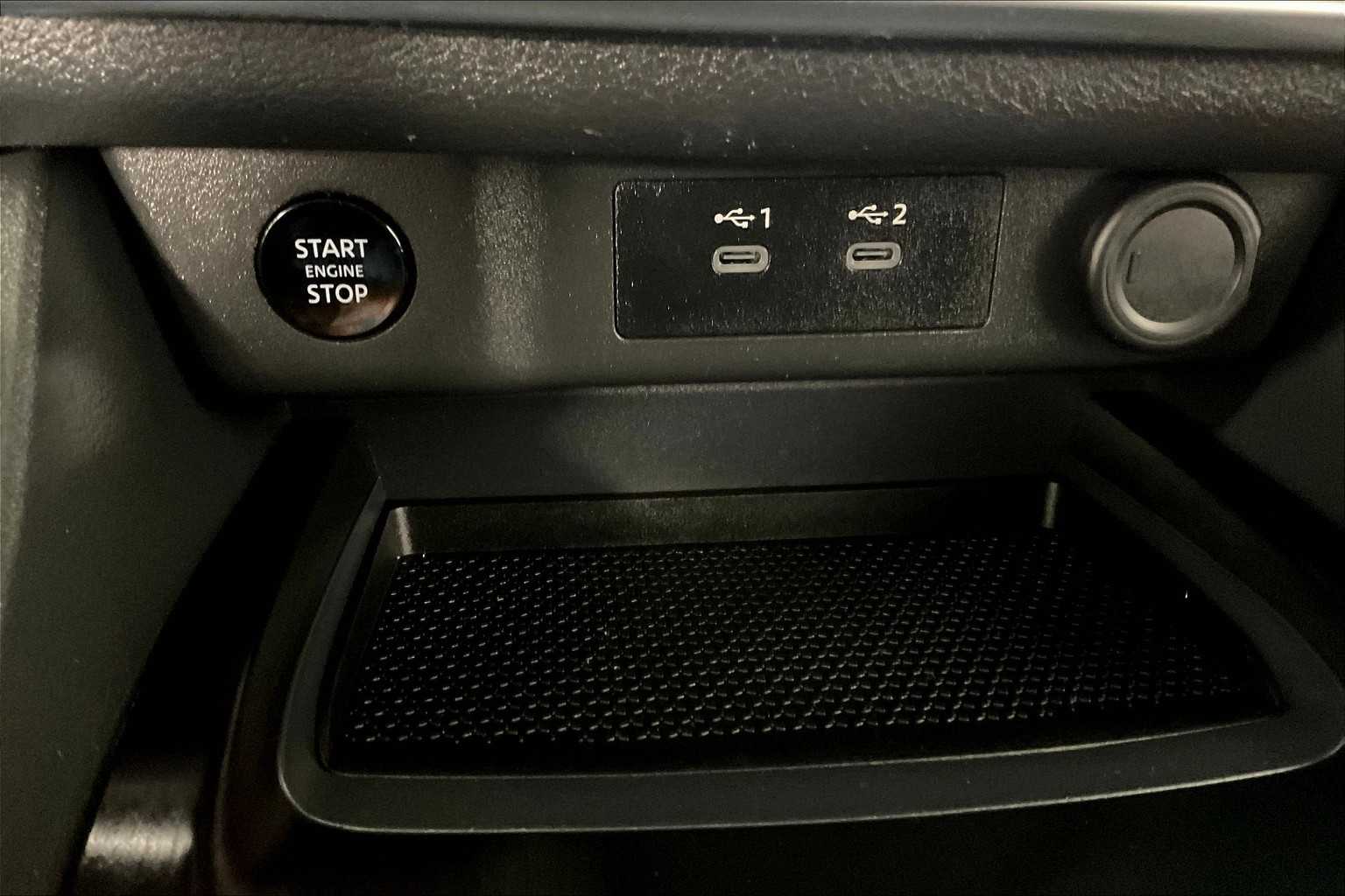 2024 Nissan Rogue SV - Photo 26