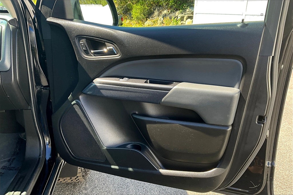 2022 Chevrolet Colorado Z71 - Photo 12