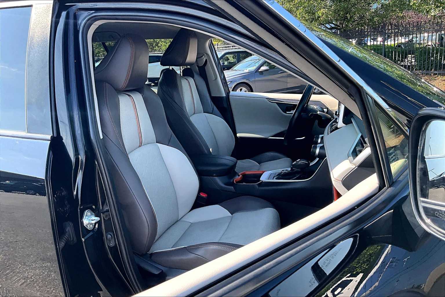 2019 Toyota RAV4 Adventure - Photo 11