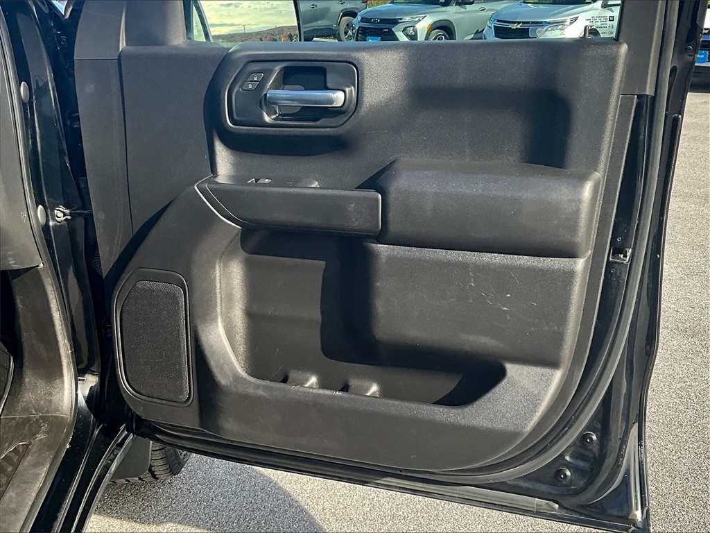 2021 Chevrolet Silverado 1500 Custom - Photo 12