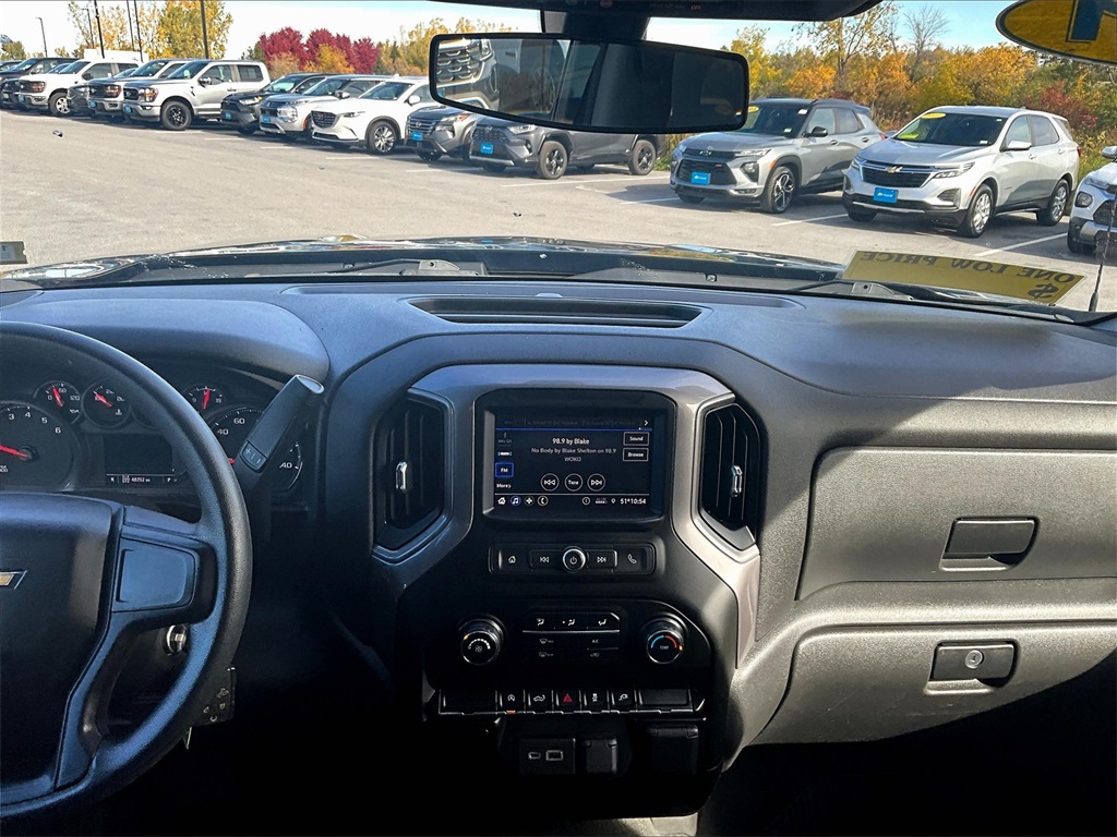 2021 Chevrolet Silverado 1500 Custom - Photo 18