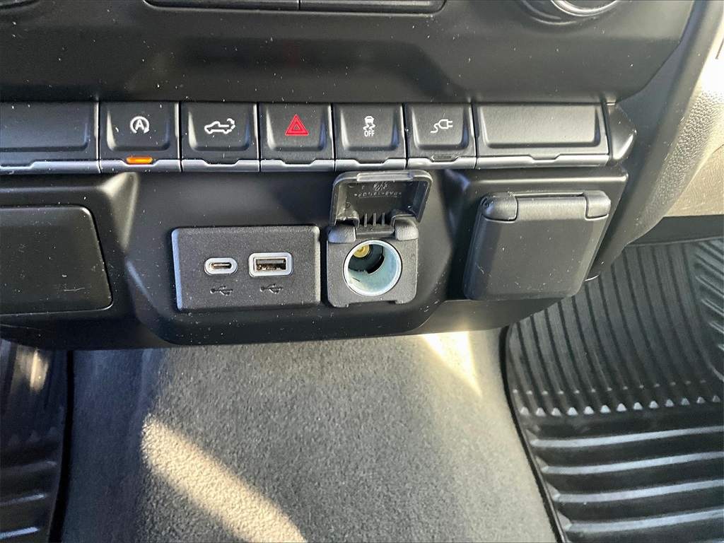 2021 Chevrolet Silverado 1500 Custom - Photo 27