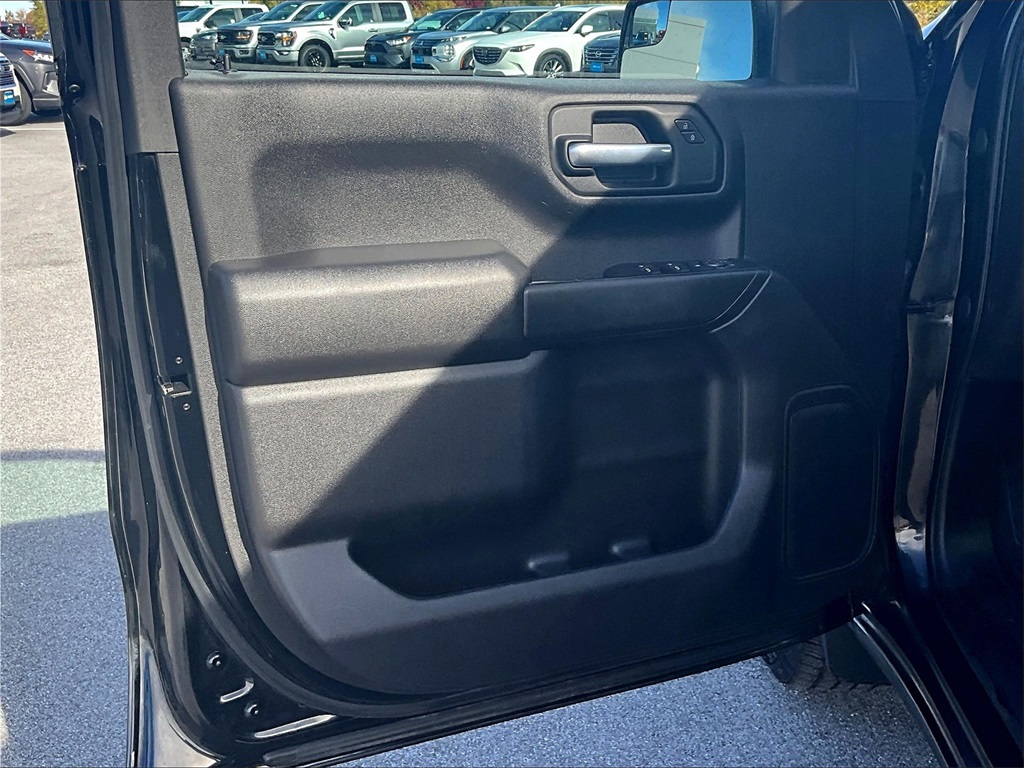 2021 Chevrolet Silverado 1500 Custom - Photo 9