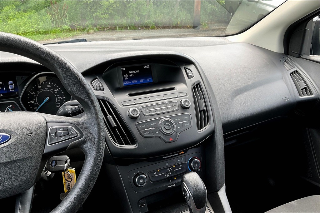 2017 Ford Focus SE - Photo 17