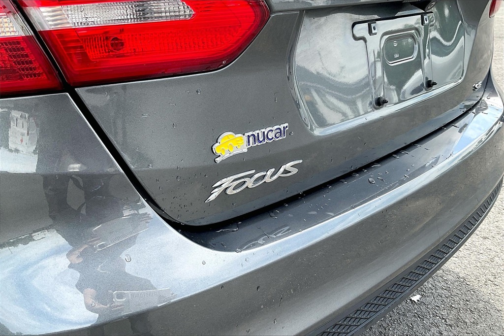 2017 Ford Focus SE - Photo 26