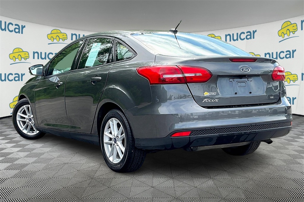 2017 Ford Focus SE - Photo 4