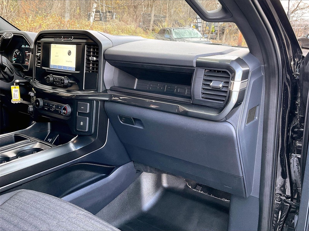 2022 Ford F-150 XL - Photo 13
