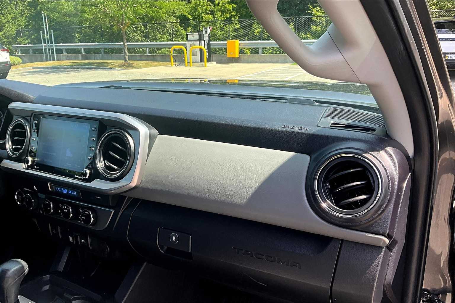 2023 Toyota Tacoma SR5 - Photo 13
