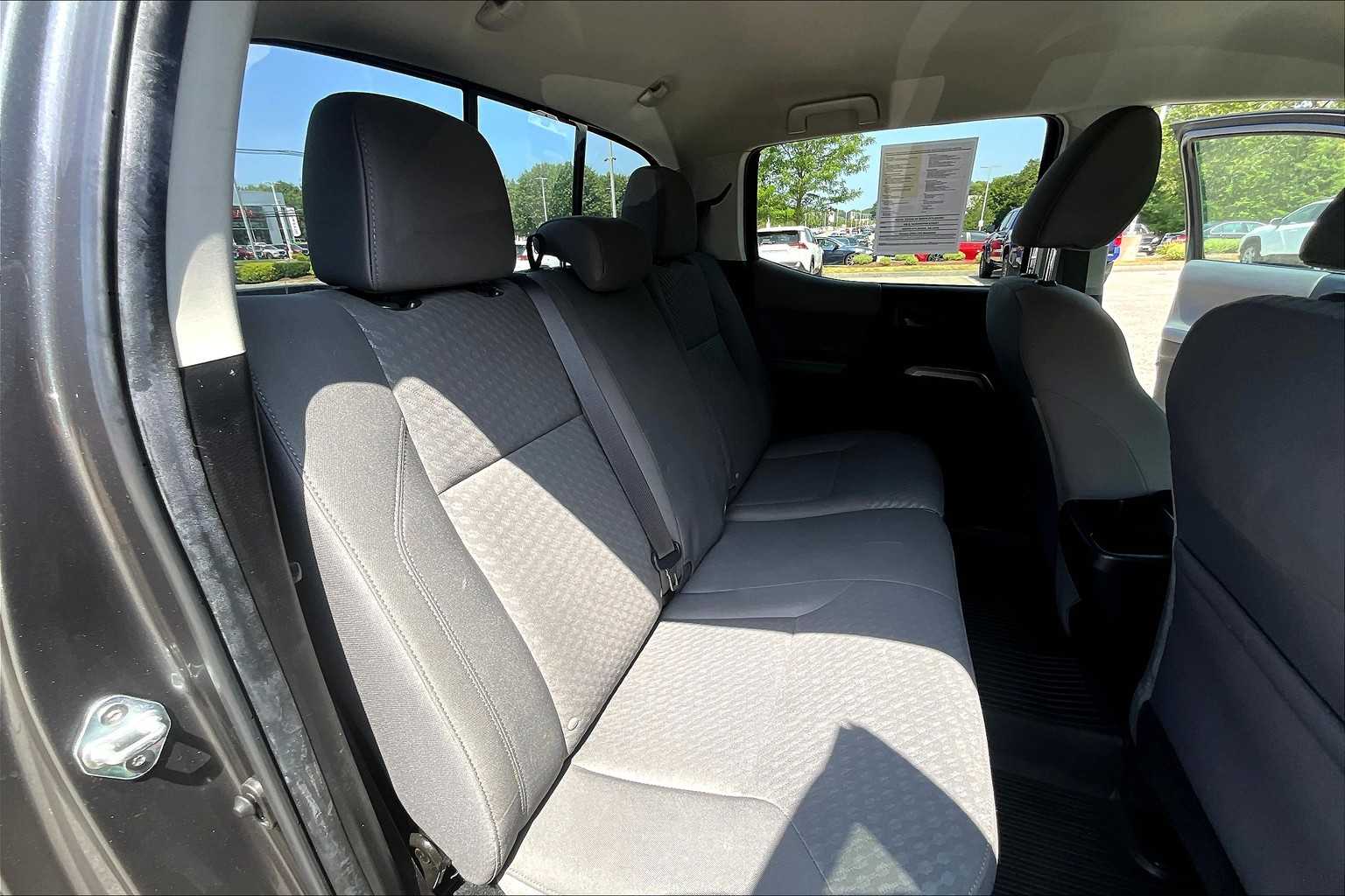 2023 Toyota Tacoma SR5 - Photo 16